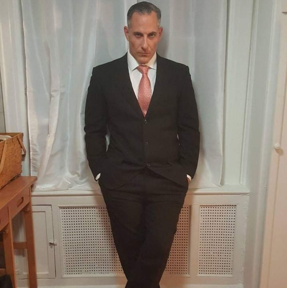 Meet your Posher, Dominick - Picture 2 of 5